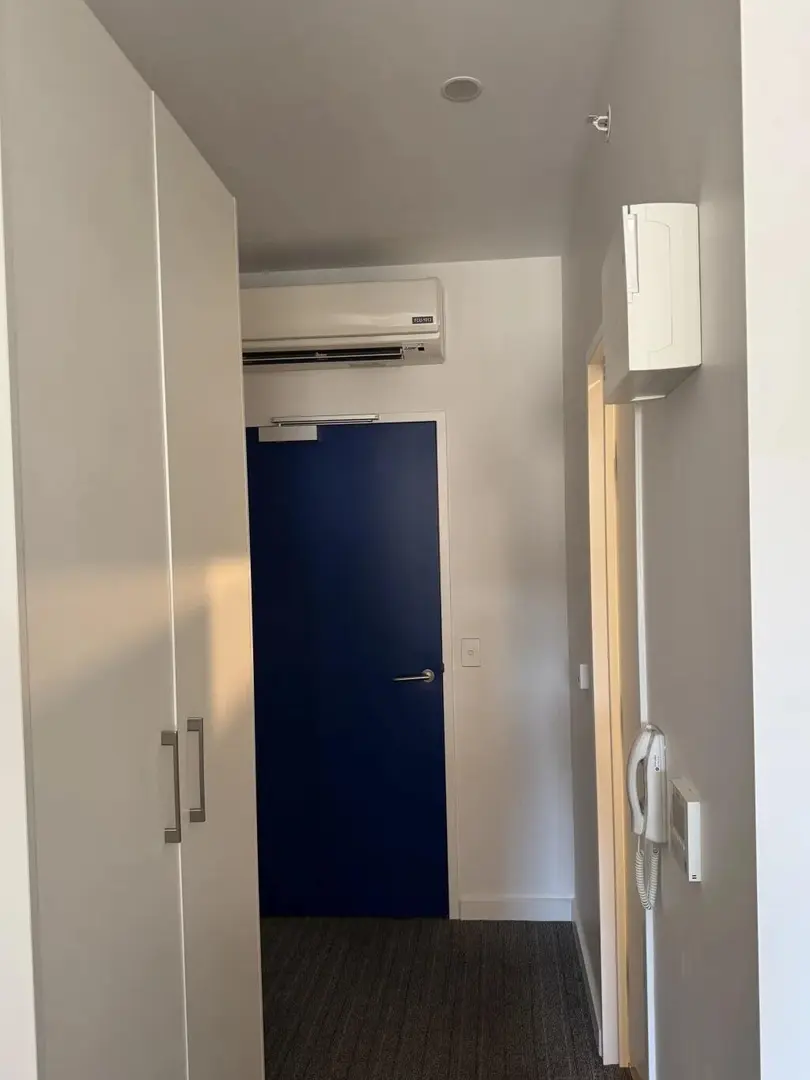 阿德萊德畢業studio找下一任租客，水電網免