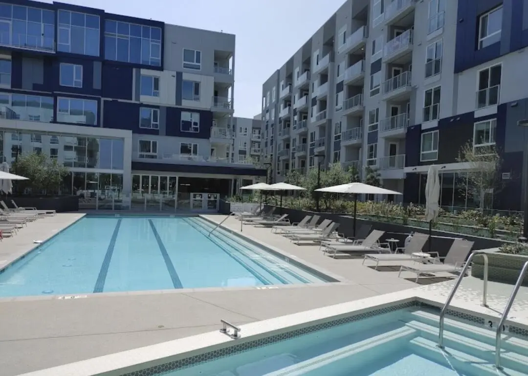 【Culver City 6-9轉租】2B2B主臥帶車位