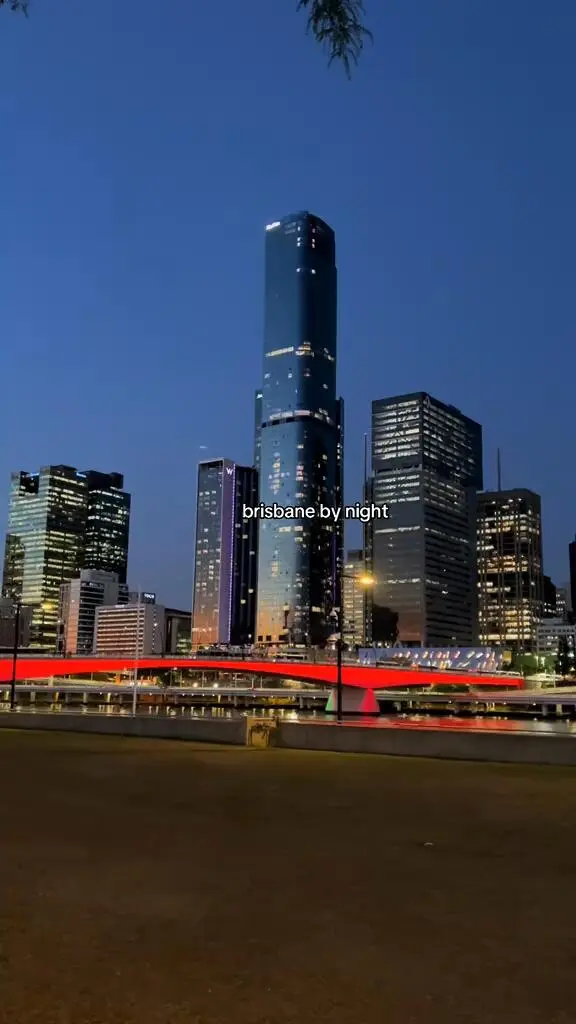 墜入布里斯班的暮色溫柔漩渦🏙️