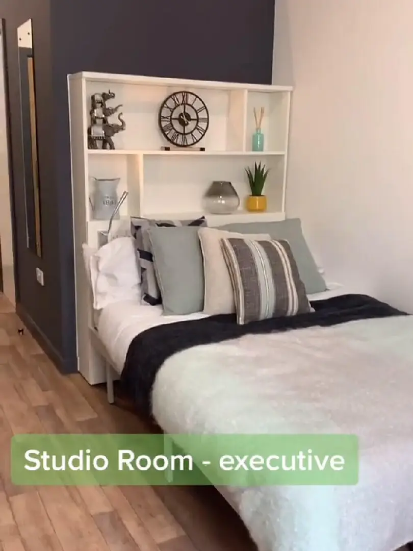 普利茅斯，我看誰還不知道這個studio