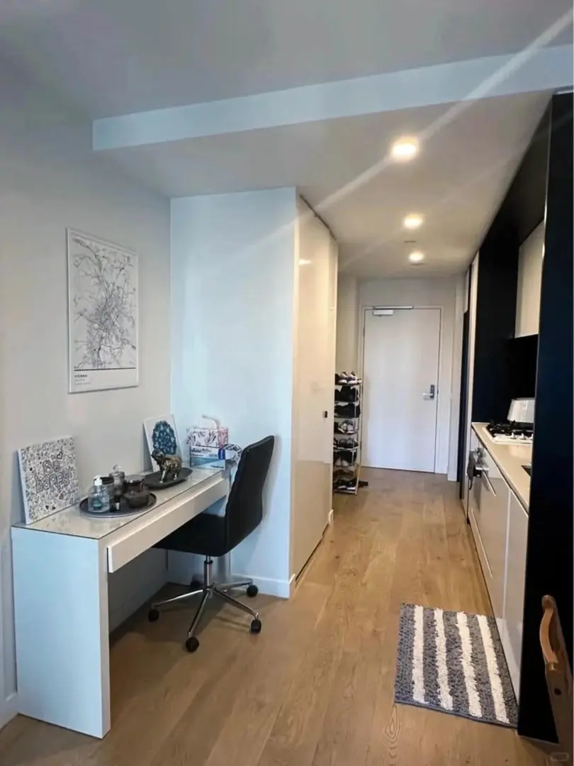 墨爾本city近期轉高層1b1b，帶家具～