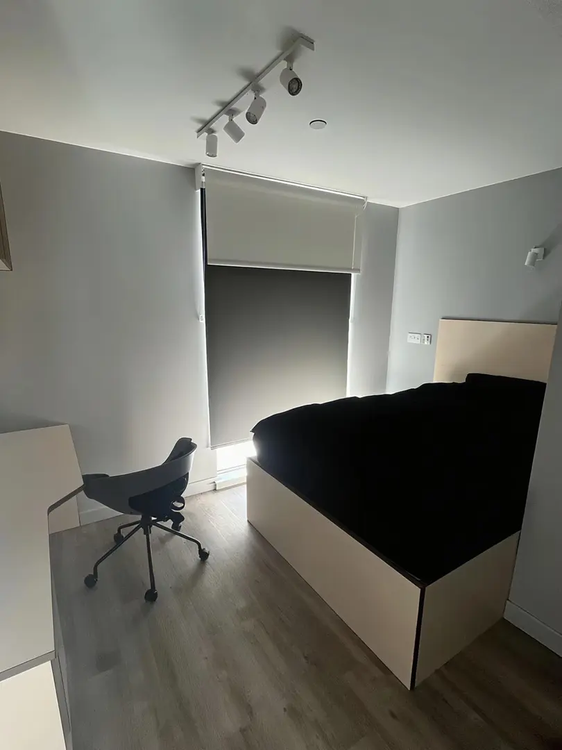 愛丁堡大學，低價轉租studio😭包水電網費