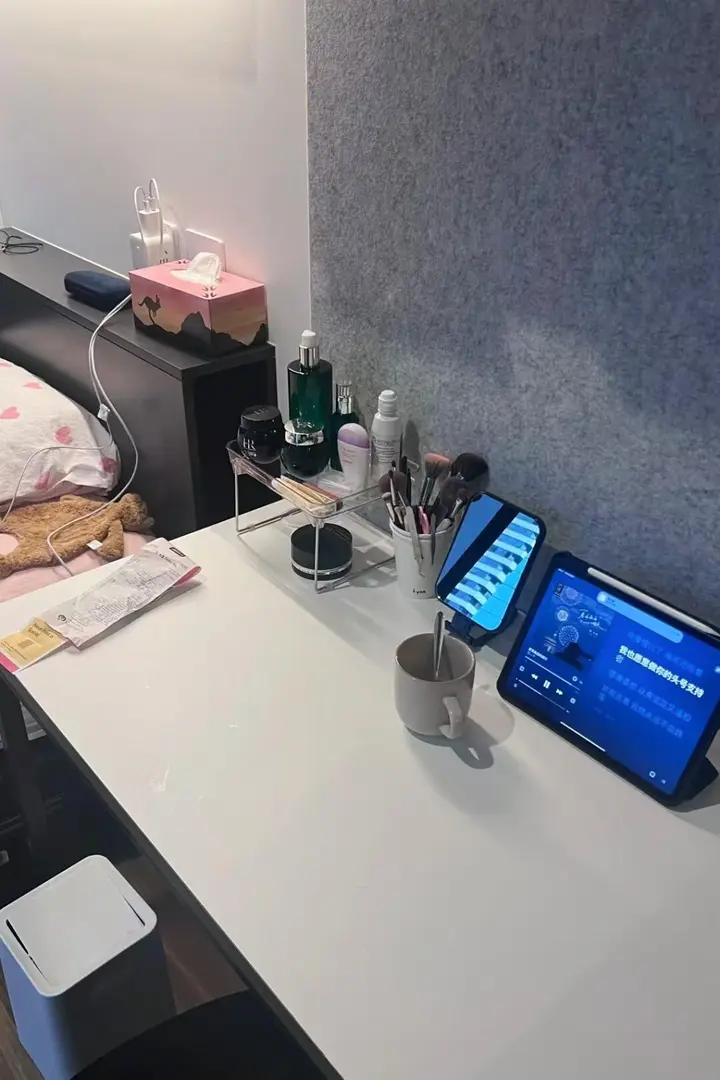 墨爾本 七月份出一間studio 大窗包bill