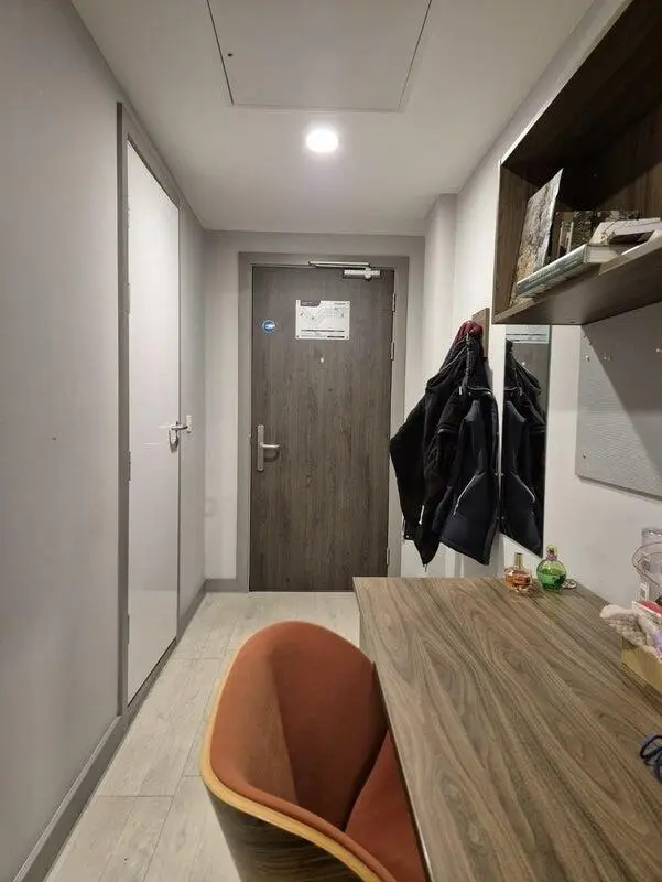 格拉斯哥➗大studio，🉑步行到格大