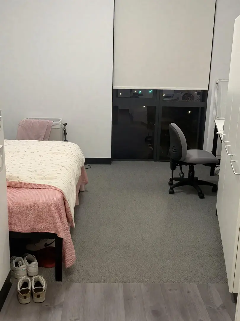 一個人在UQ住studio，簡直不要太爽