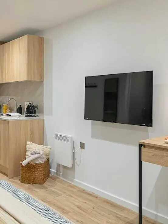 利茲預算200出頭就能住到這樣的studio？