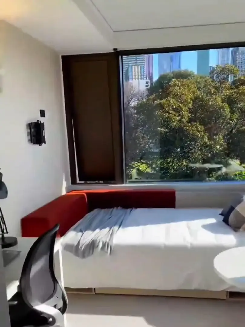 墨爾本 能看見旗杆花園景色的大Studio🔥