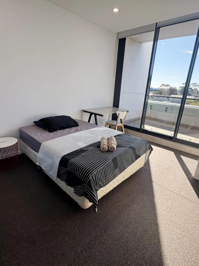 雪梨｜7月份，帶落地窗乾淨2b2b找室友～