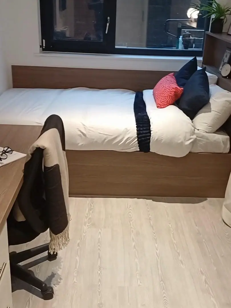 glassworks轉租一間ensuite