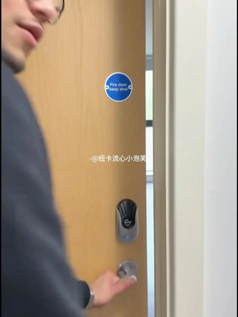步行可達諾森比亞大學的studio 無濾鏡實拍