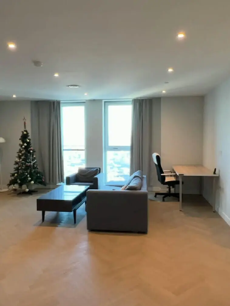 🏡 象堡251高層2B2B｜房東直租！