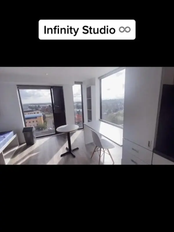 考文垂infinity3窗戶型，爽看考文垂當人上人