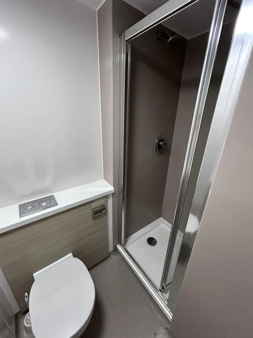愛丁堡 190pw，ensuite 拼室友啦