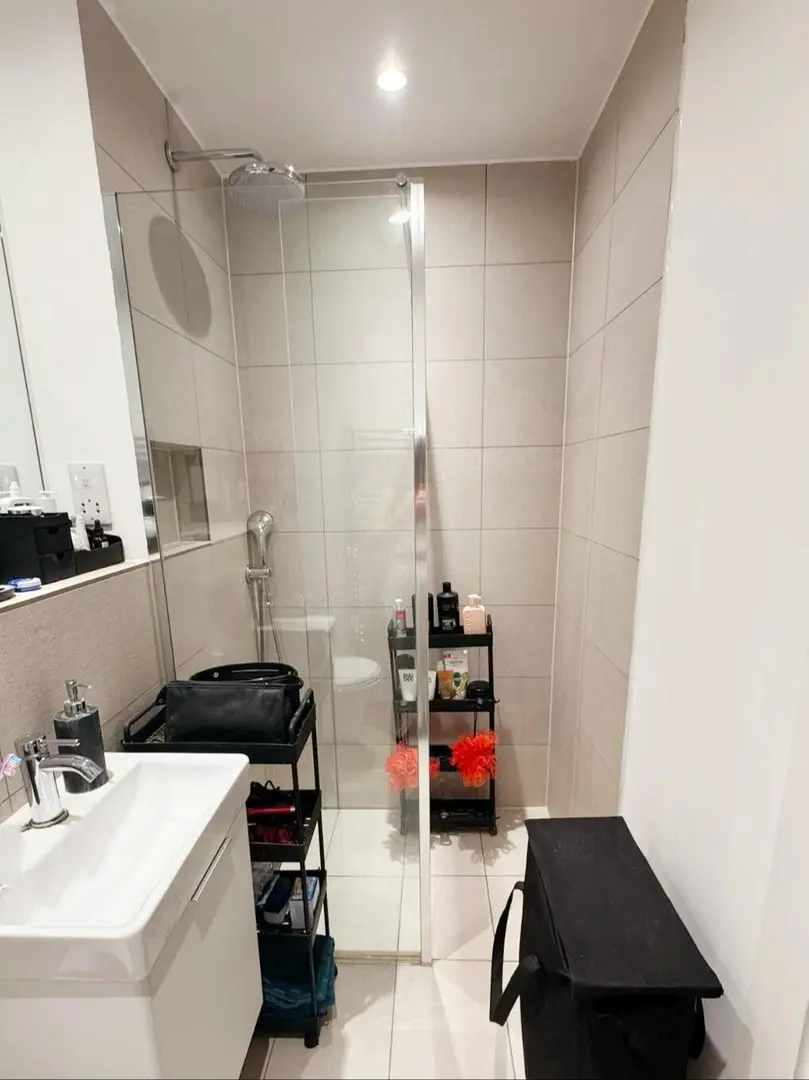 伯明罕普通家庭studio，近學校包水電網