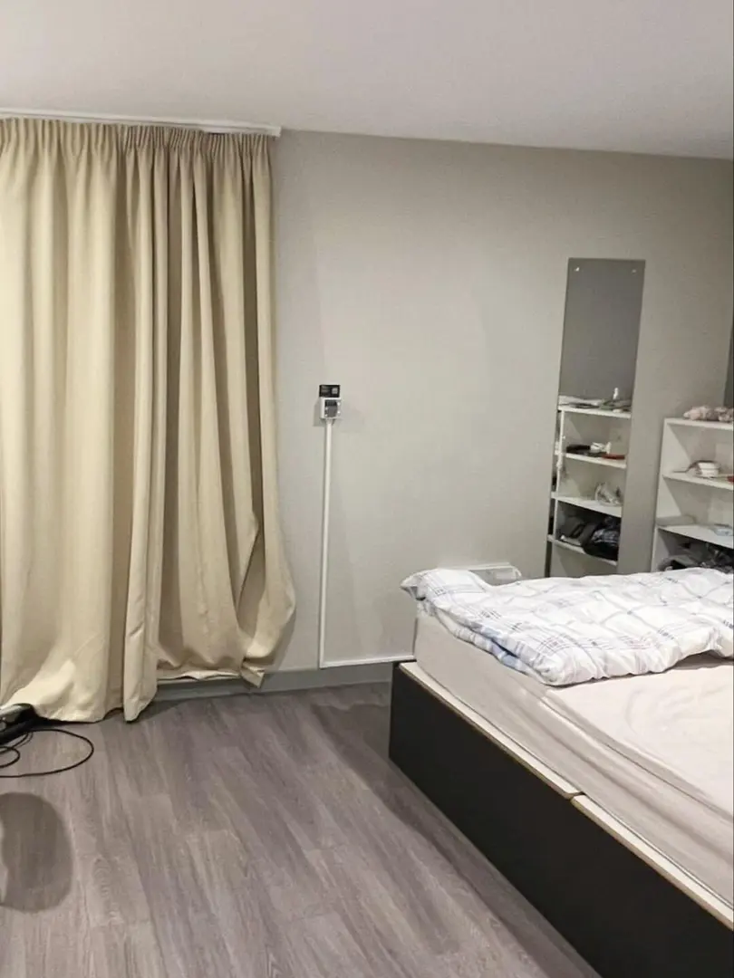 倫敦 急出一間個人住的studio 去不了啦