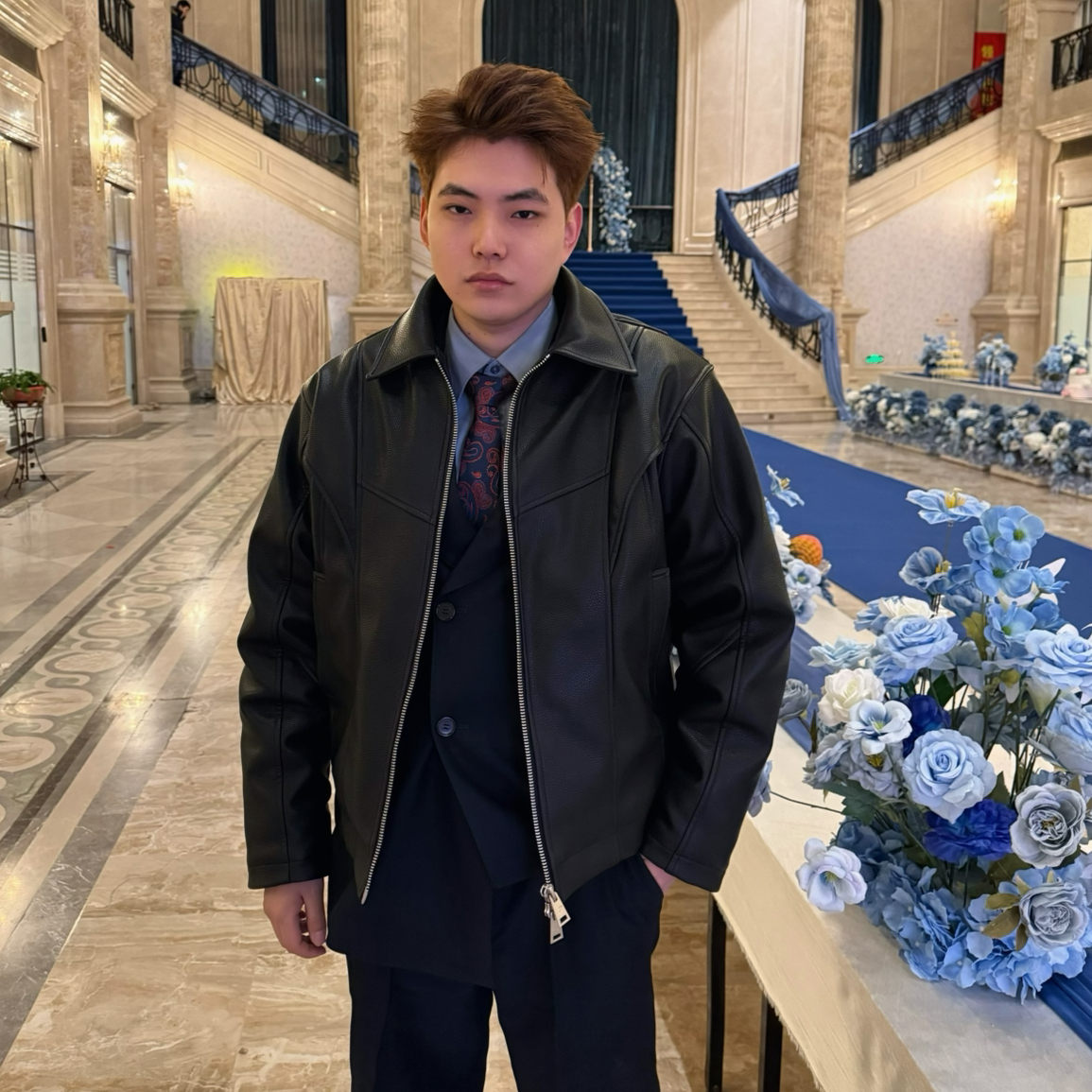 Vega蹲室友，全是中國人！