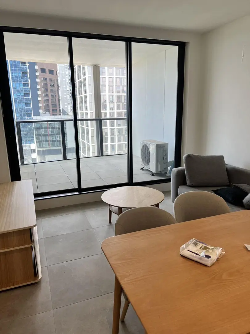 墨爾本city維媽旁出一個1b1b（包家具