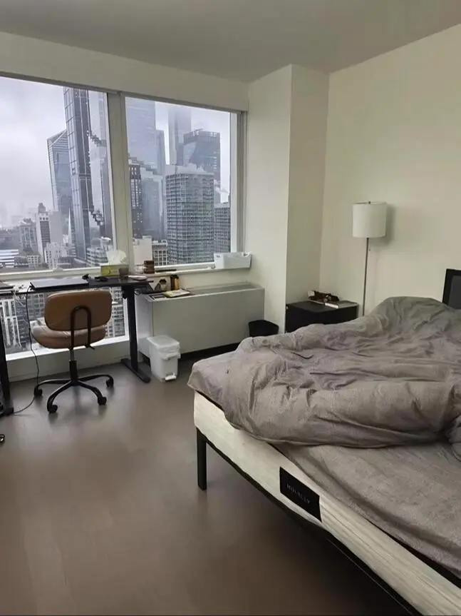 回家去了啦，轉個KCL附近的studio