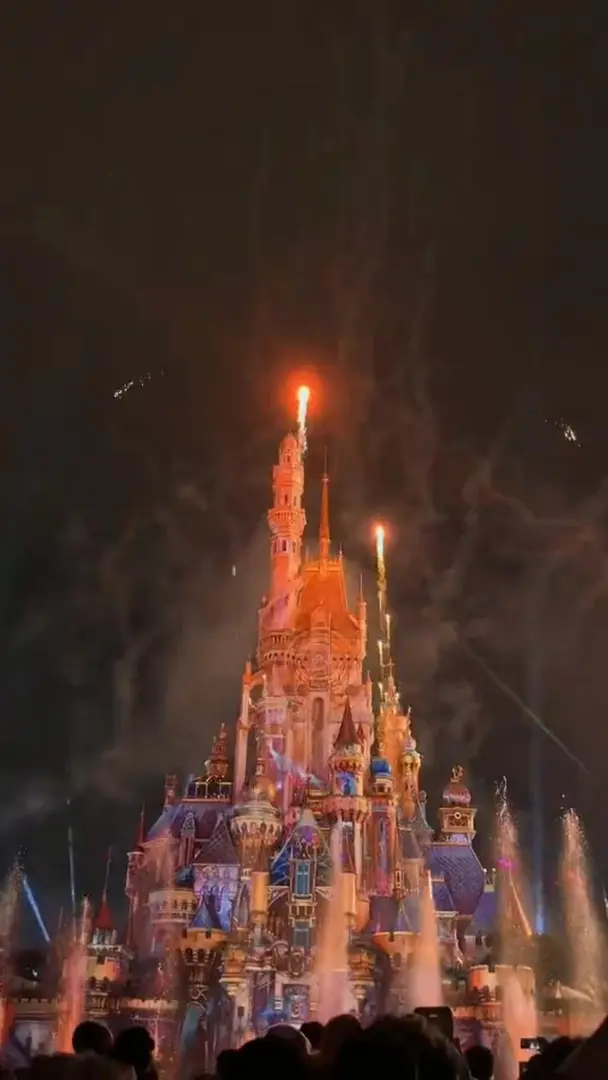 在童話世界裡度過美好的一天🎆