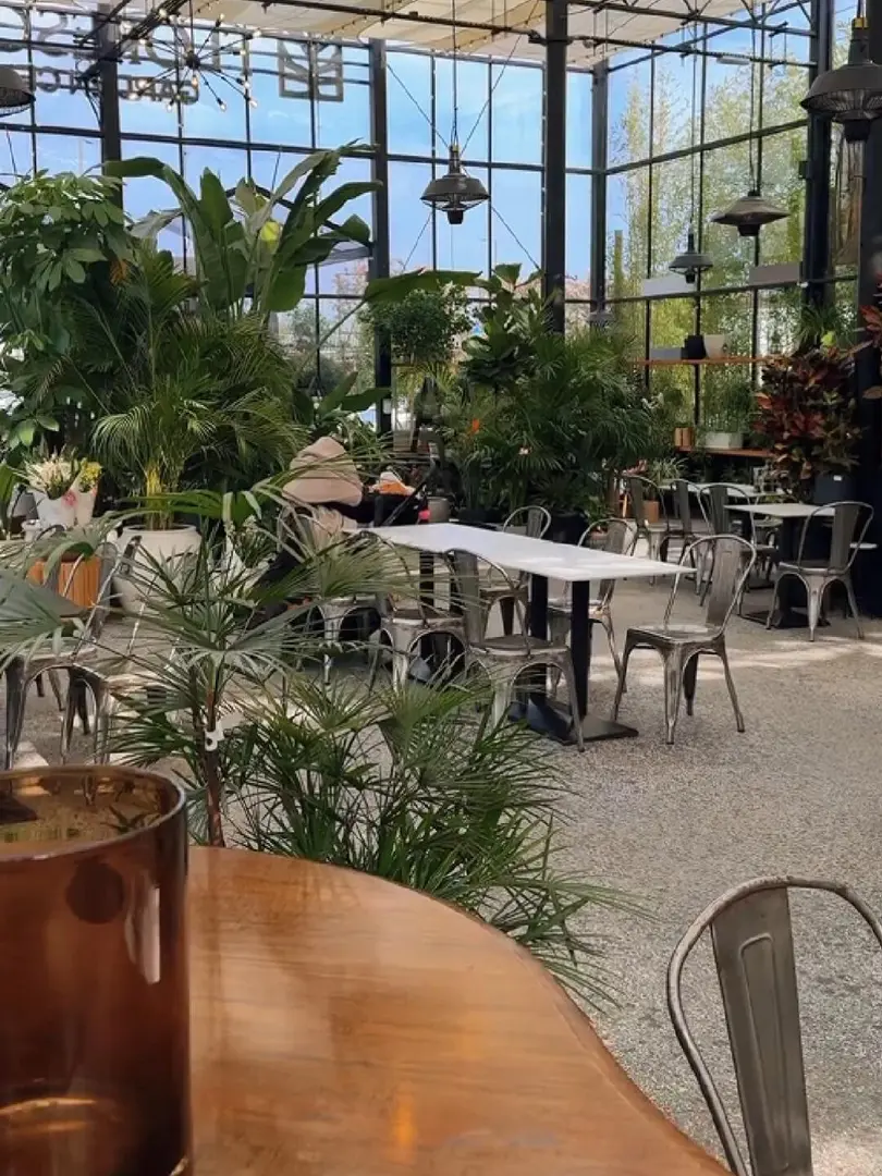 🇬🇧倫敦｜street garden coffee