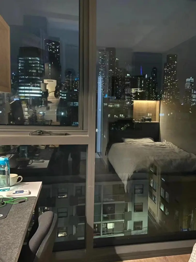 🇦🇺墨爾本CBD全落地窗studio