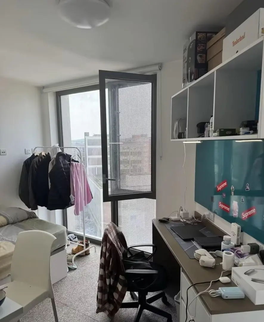 倫敦3百的studio 來啦！