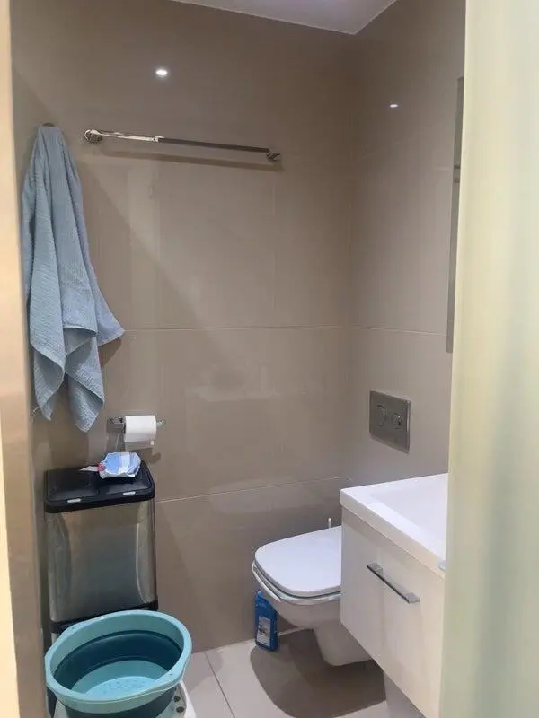 要回國了，轉租紐卡商學院門口的studio