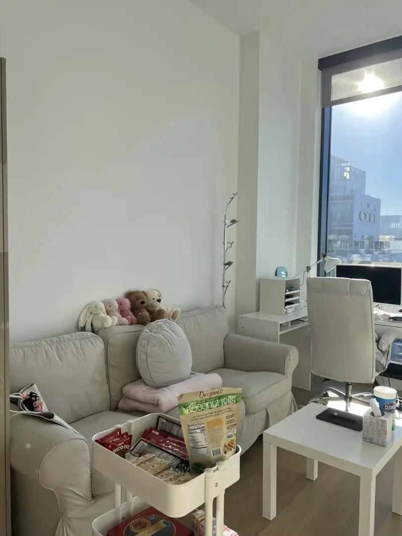 UCL轉租著急出我的studio～