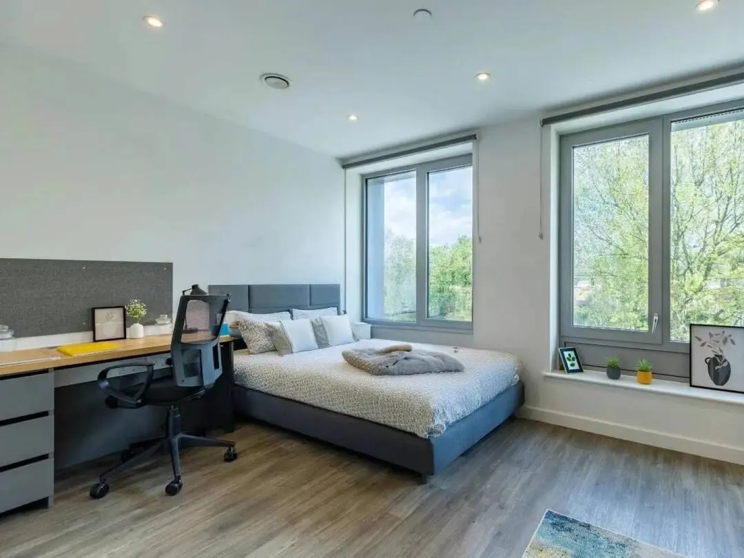 🇬🇧 倫敦二區公寓 超低價轉租！！