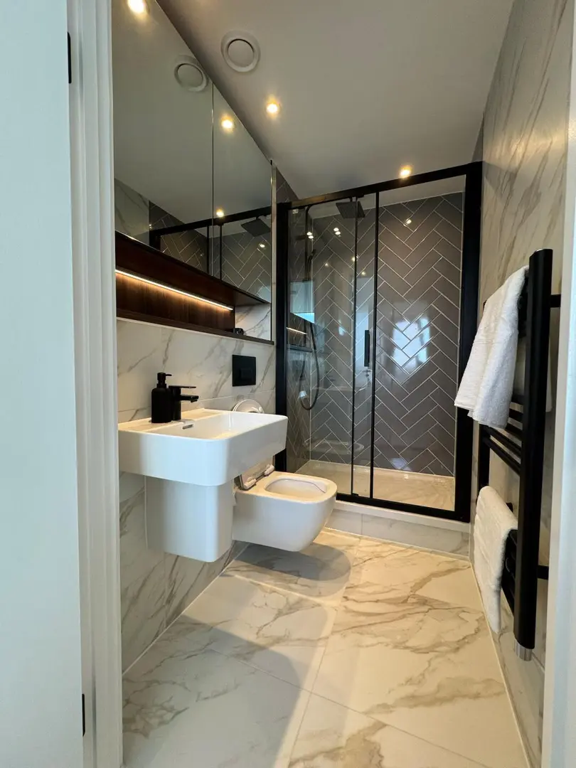 曼城2b2b找人一起住漂亮小屋｜人均200+