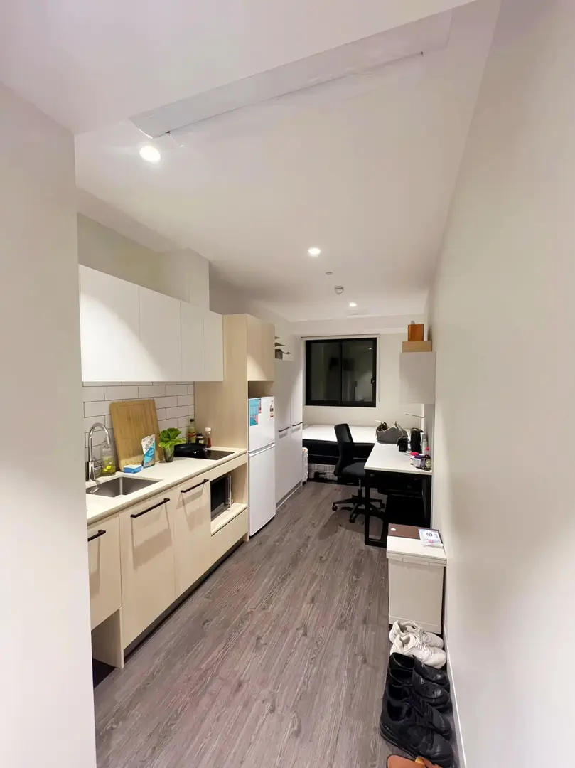 雪梨附近出studio  低至5xx,包bill家具~