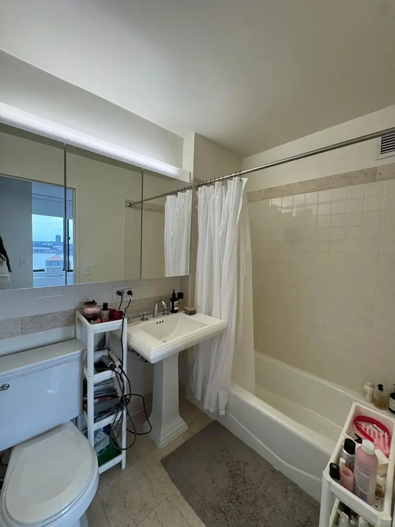 倫敦3xxpw ｜頂層多窗studio近UCL!