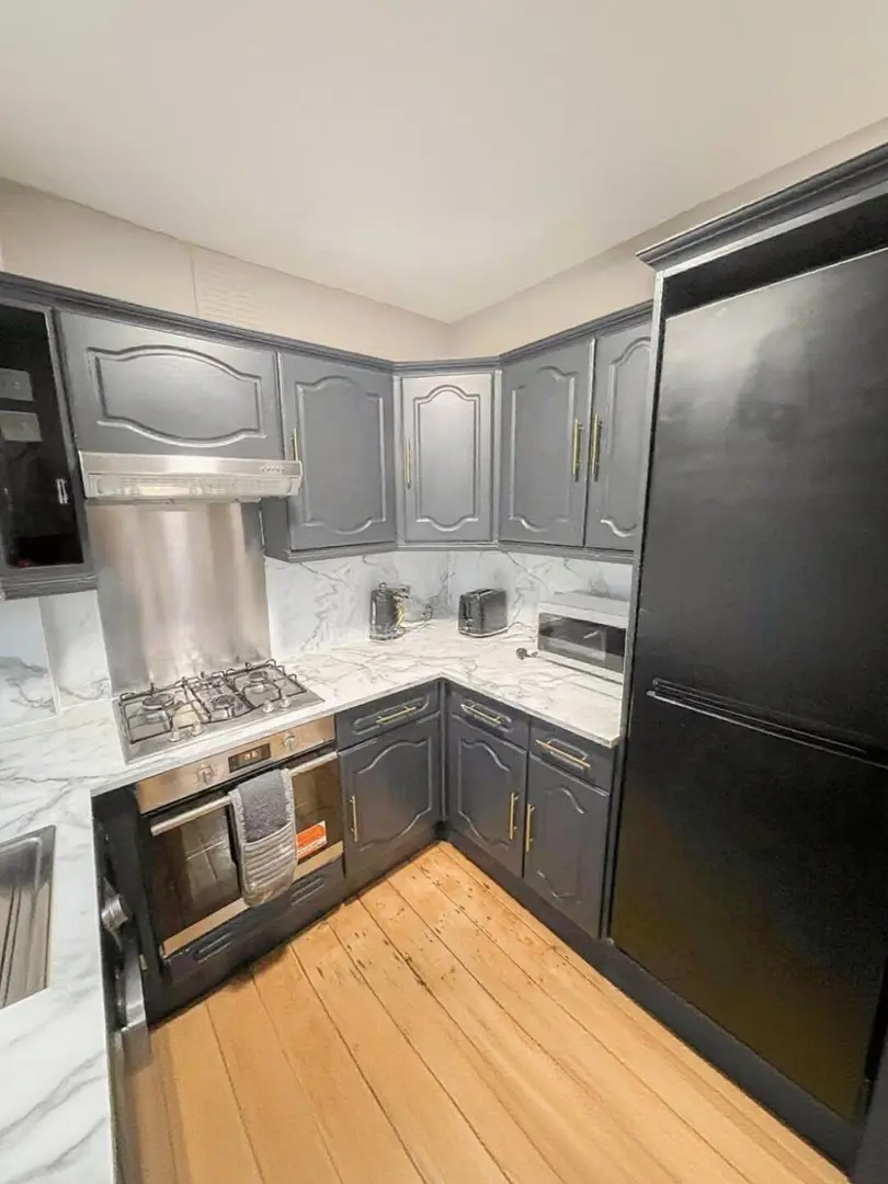 倫敦溫馨1b1b 找個接手👋的寶～著急可🔪