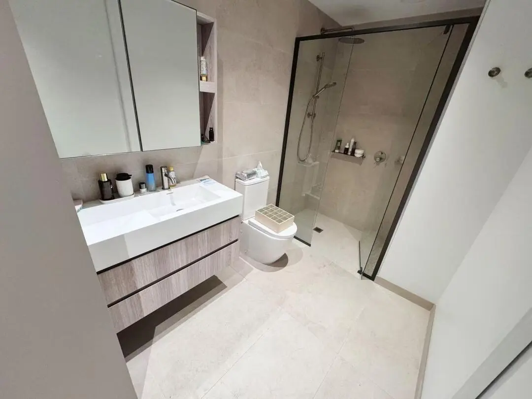 誰在找墨爾本的1b1b呢？