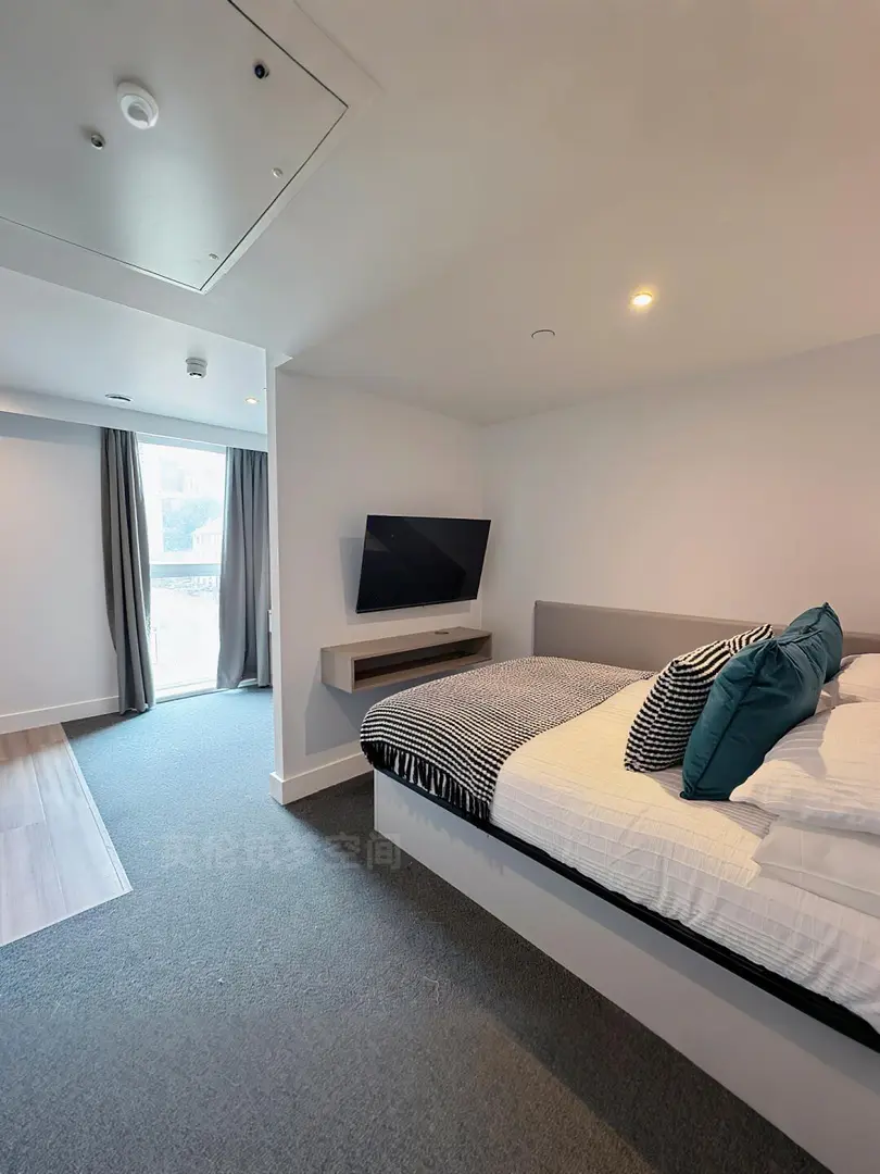 謝菲出高層大面積studio