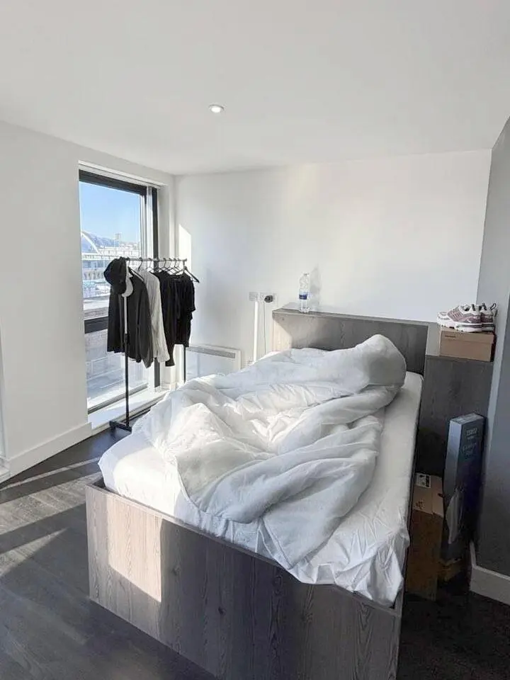 紐卡這個studio的落地窗真的jue了❗️❗️