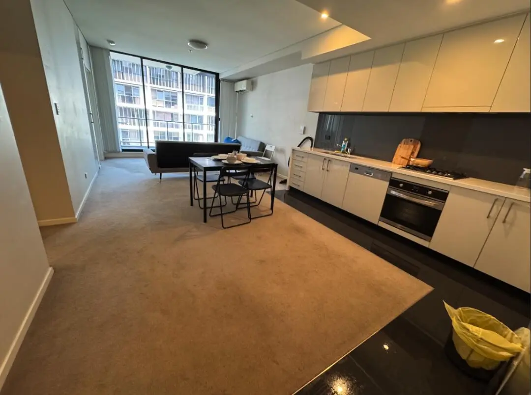 Zetland 2b2b，T3開學次臥招租