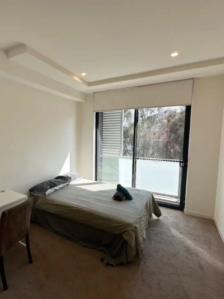 雪梨2b2b｜500多胖蹲個室友