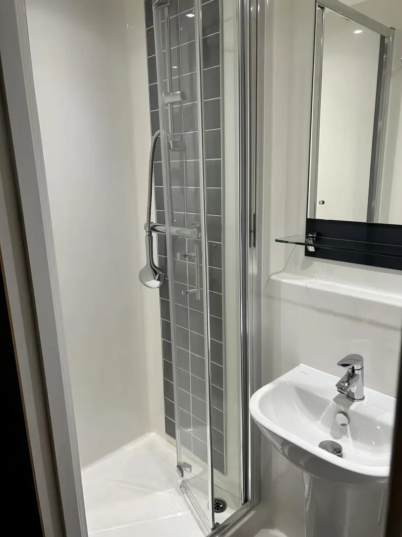 愛丁堡大學200+落地窗studio！