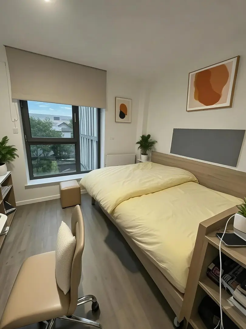 🚶到格拉斯哥大学｜studio包bill才2xx！