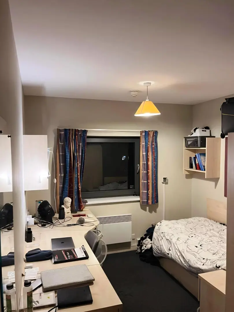 普通家庭在曼城住个200的studio，值不值
