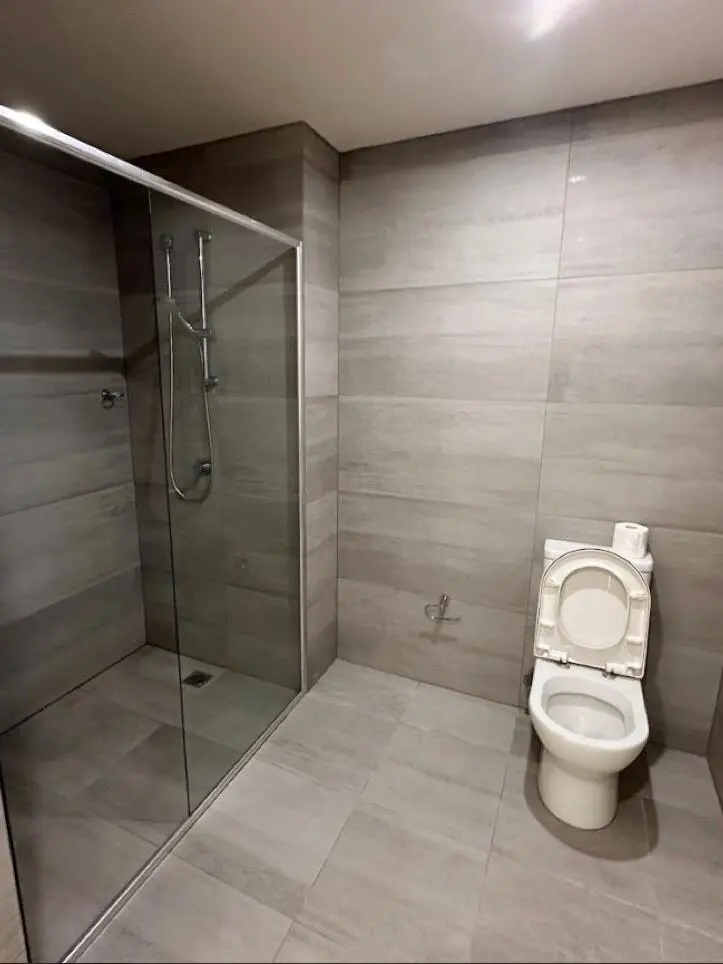 雪梨2b2b｜500多胖蹲個室友