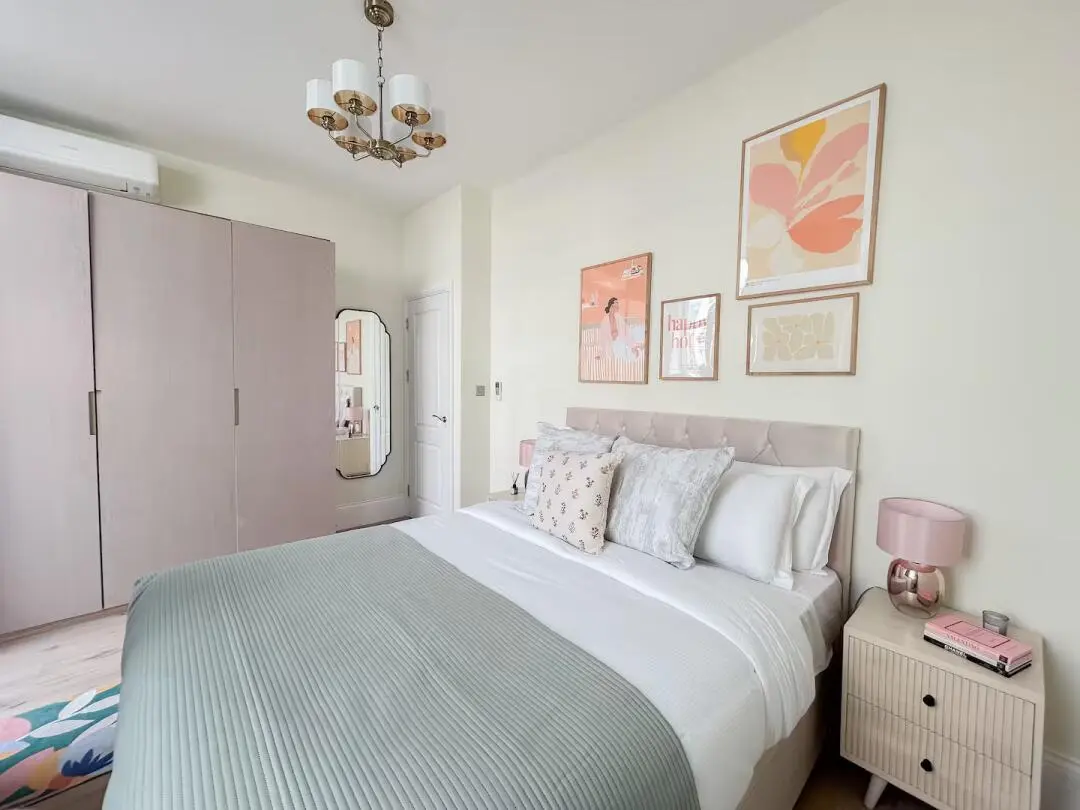 倫敦溫馨1b1b找個接手👋的寶，長租可🔪