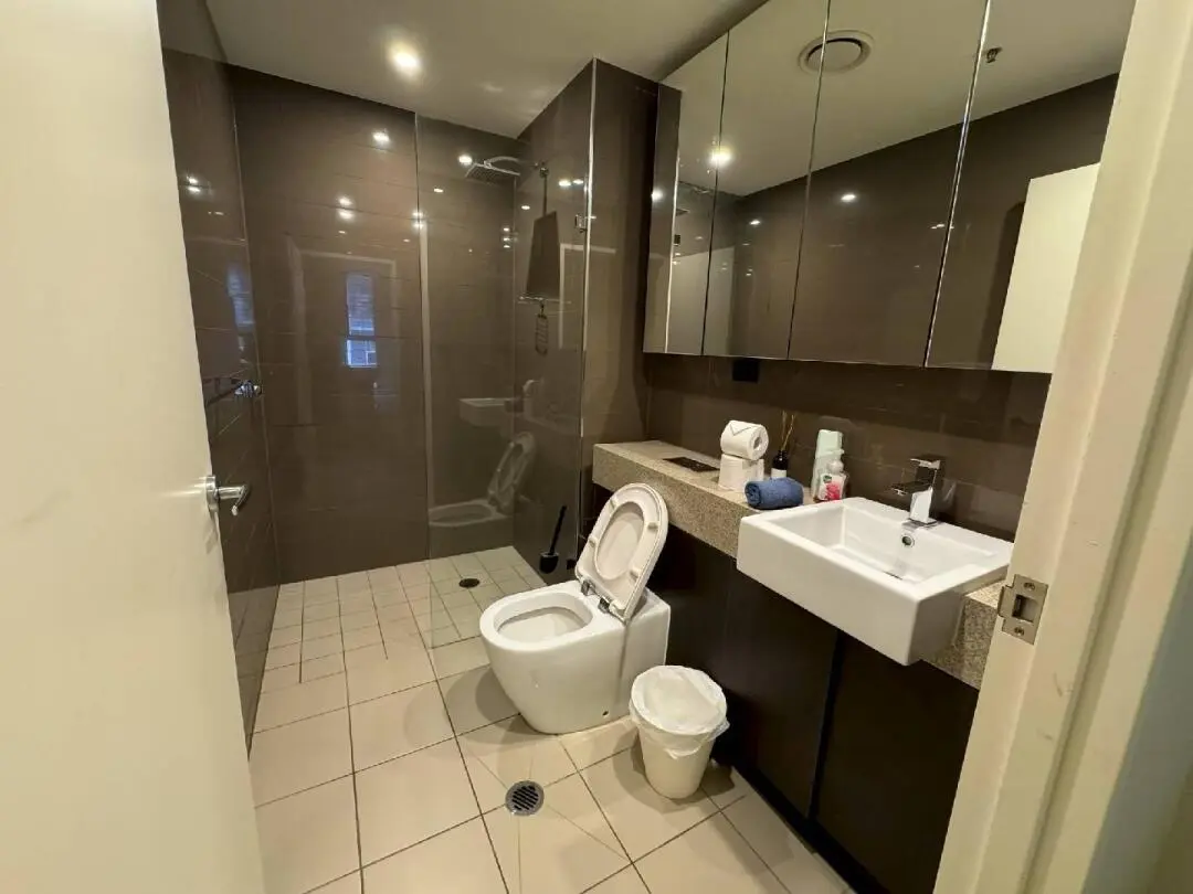 雪梨含淚轉我2b2b的次臥小窩，長租可🔪