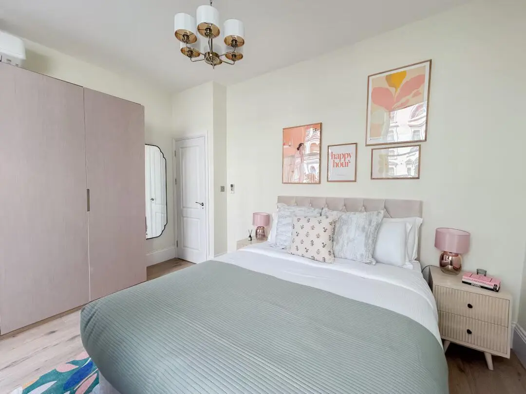 倫敦溫馨1b1b找個接手👋的寶，長租可🔪
