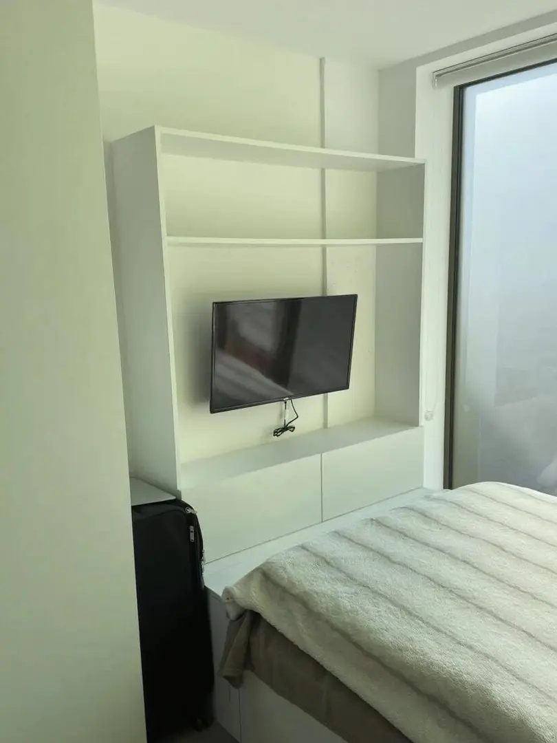 格拉｜200pw拿下可步行到校包bill的studio