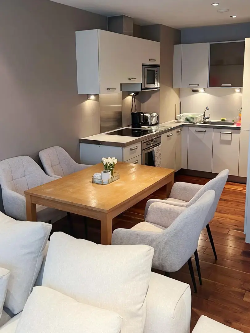 曼城漂亮2b2b找下一任租客～