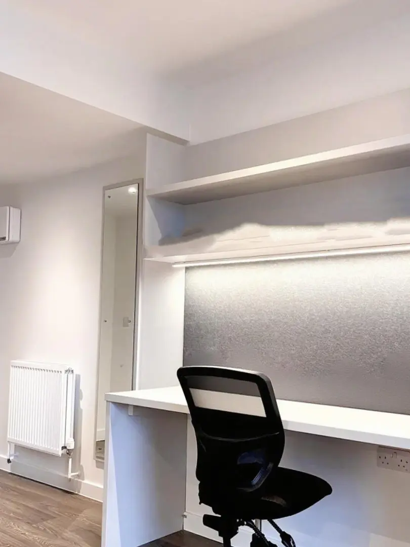 撿漏一間 伯明罕大學附近的studio 沒刪就在