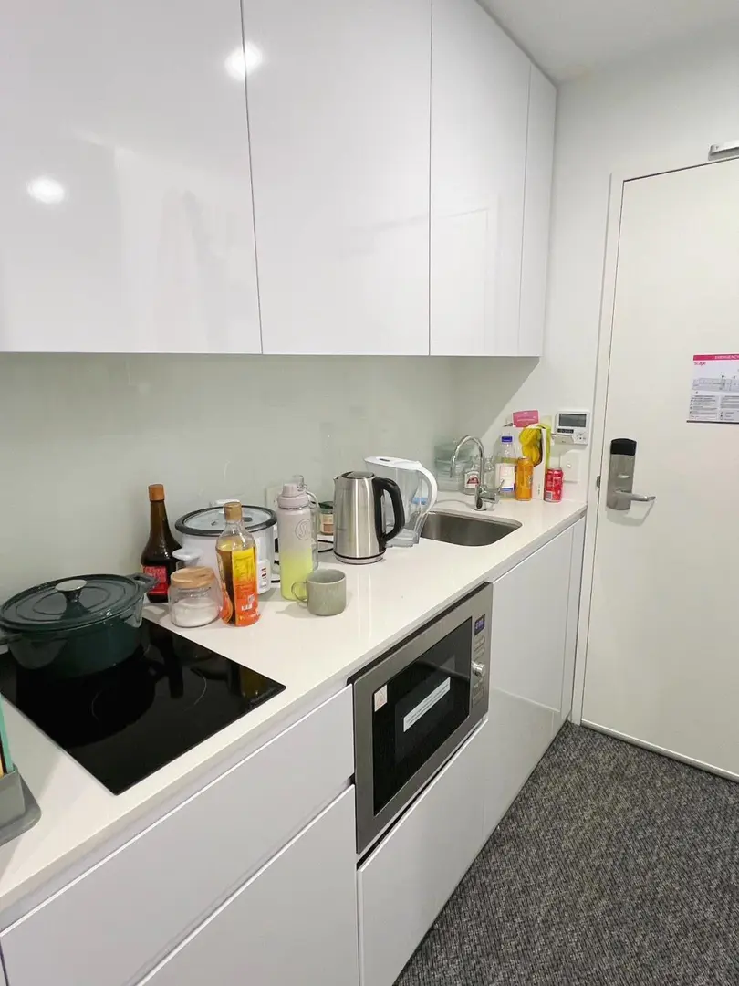 到RMIT270米的studio，普通留子手慢無～