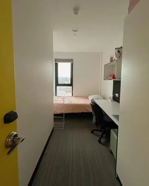 阿德萊德大學校門口 2XX全包bills 可以短租